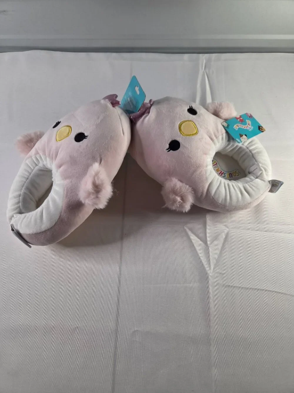 NWT Squishmallows Kids Slippers Size 6-7 Plush Character